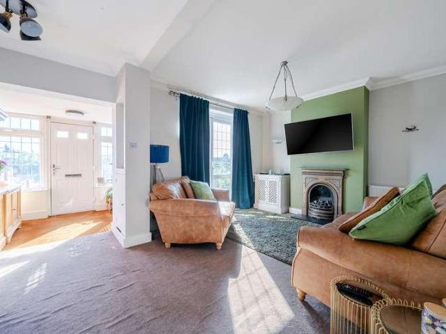 House for sale in Lower Halliford