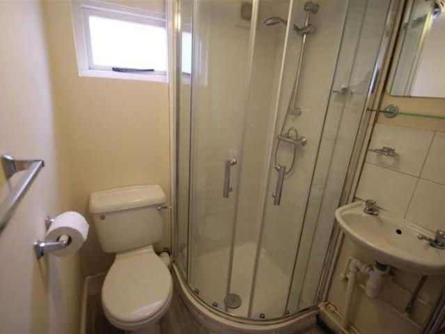 House for sale in Old Wharf, City Of Leicester