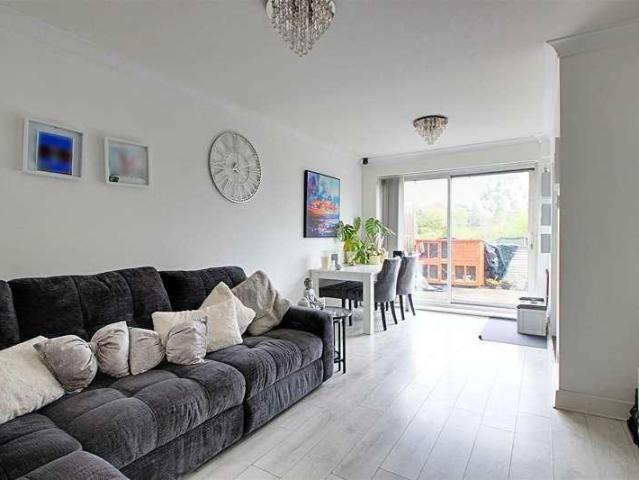 House for sale in Pouchen End, Hertfordshire