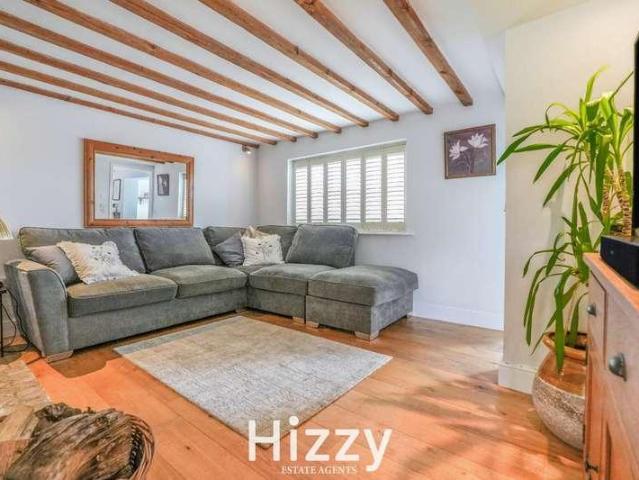 House for sale in Chelmondiston, Suffolk