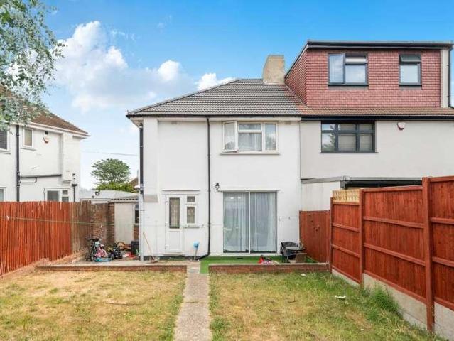 House for sale in Greater London