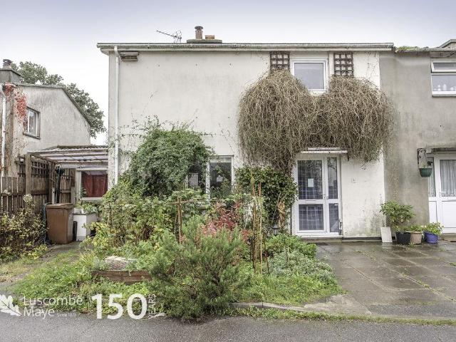House for sale in Strode, Devon