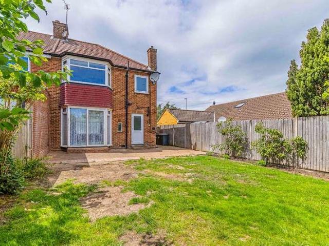 House for sale in Elstree and Borehamwood, Borehamwood