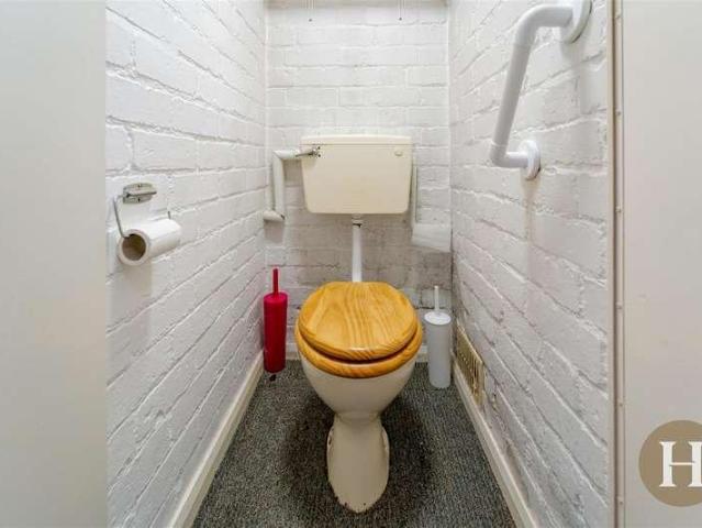 House for sale in Metchley, Birmingham