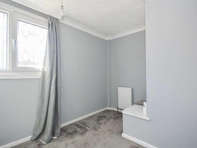 House for sale in Warmfield, West Yorkshire