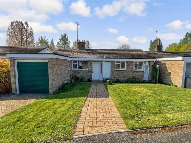 House for sale in Horsmonden, Sandown Park