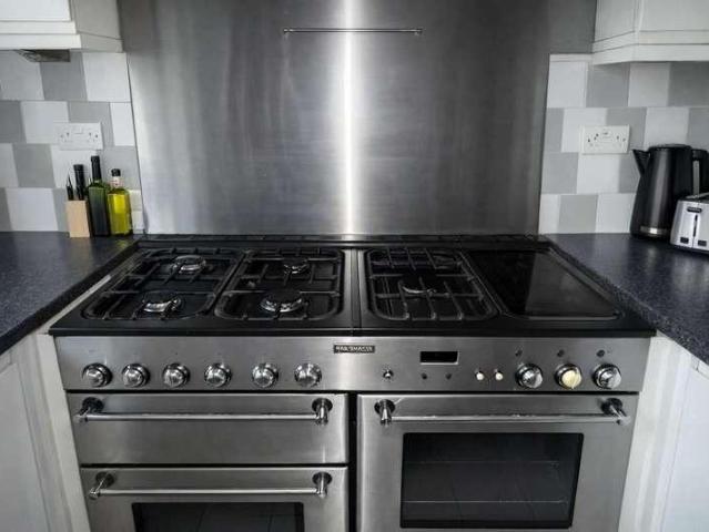 House for sale in Sutton, Barling