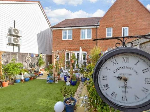 House for sale in Martello Lakes, Folkestone and Hythe