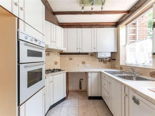 House for sale in Churwell, West Yorkshire