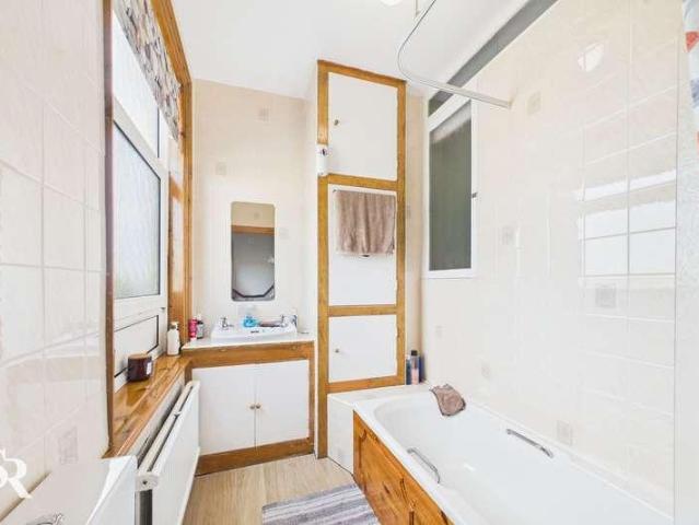 House for sale in Charlesworth, East Midlands