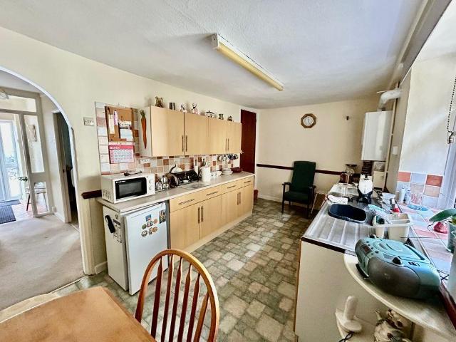 House for sale in Bromsberrow Heath, Gloucestershire