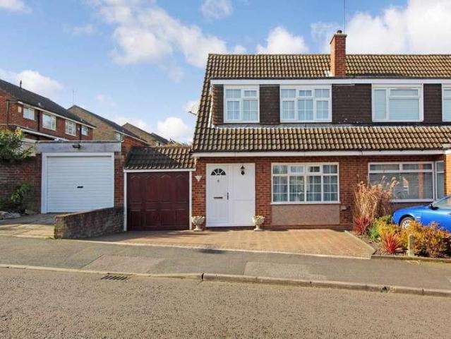 House for sale in Sundon Park, Luton