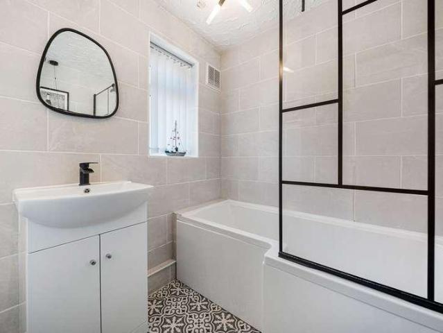 House for sale in Higher Runcorn, Halton