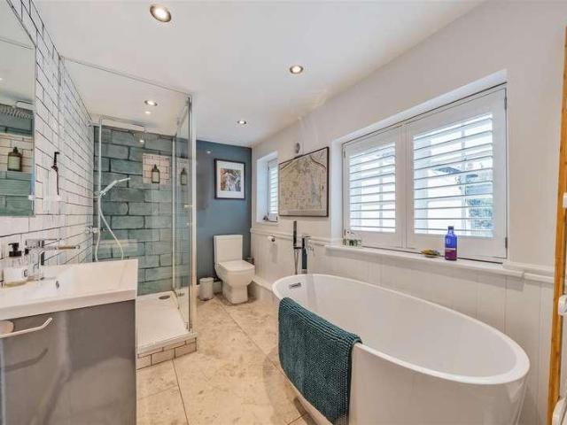 House for sale in Arundel, Clapham