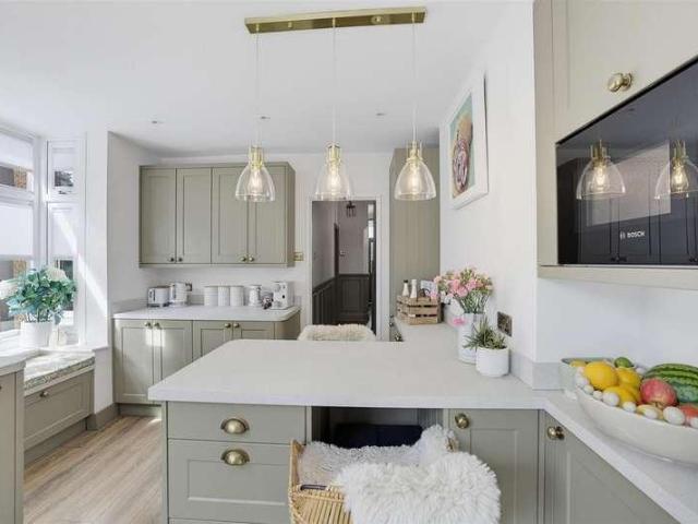 House for sale in Mount Wise