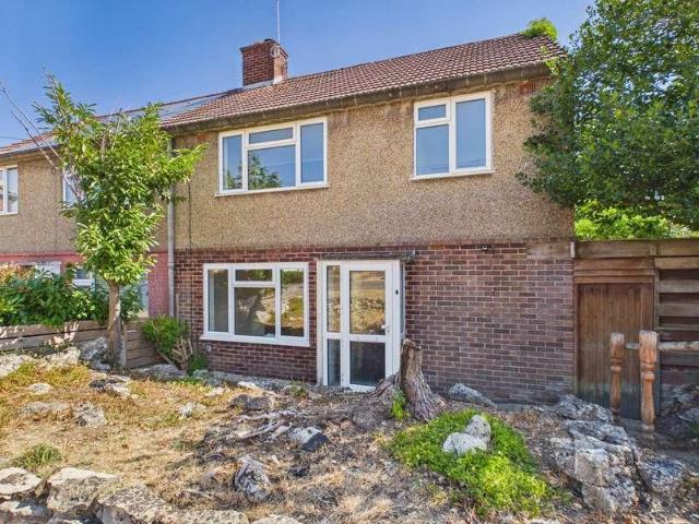 House for sale in Dee Park, Reading