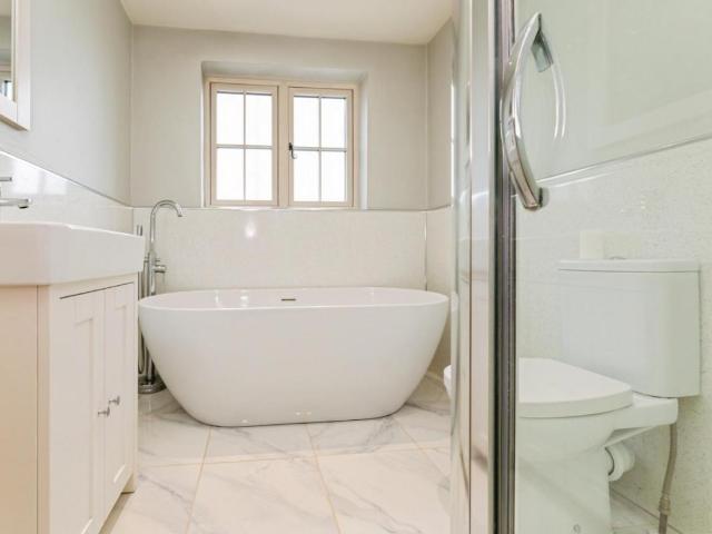 House for sale in Rotherham, Thorpe Common