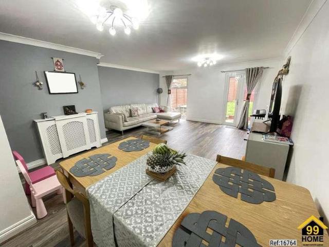 House for sale in London Borough of Sutton, Greater London