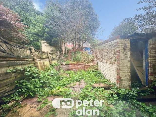 House for sale in Tre-boeth, Swansea