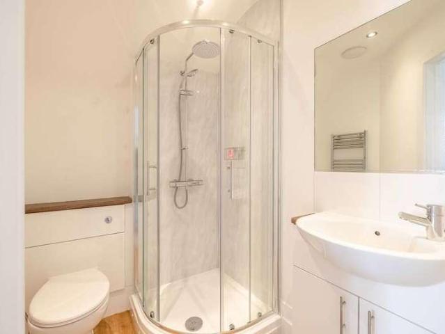 House for sale in Slough, Cippenham