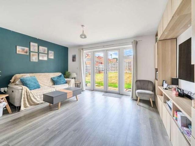 House for sale in Binfield