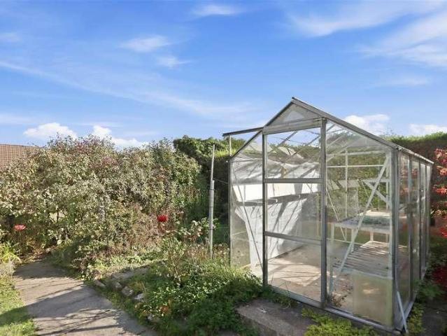 House for sale in Wingerworth, North East Derbyshire