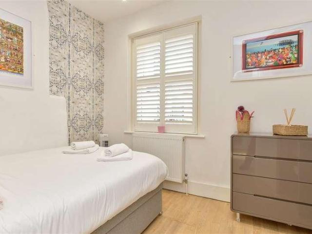 House for sale in Queen's Park, Brighton & Hove