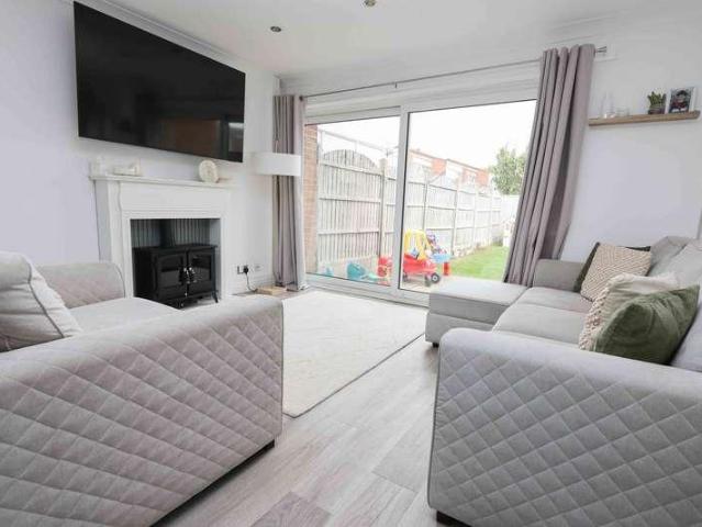 House for sale in East Clevedon, Clevedon