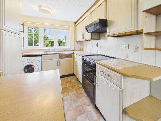 House for sale in Fossebridge, Gloucestershire