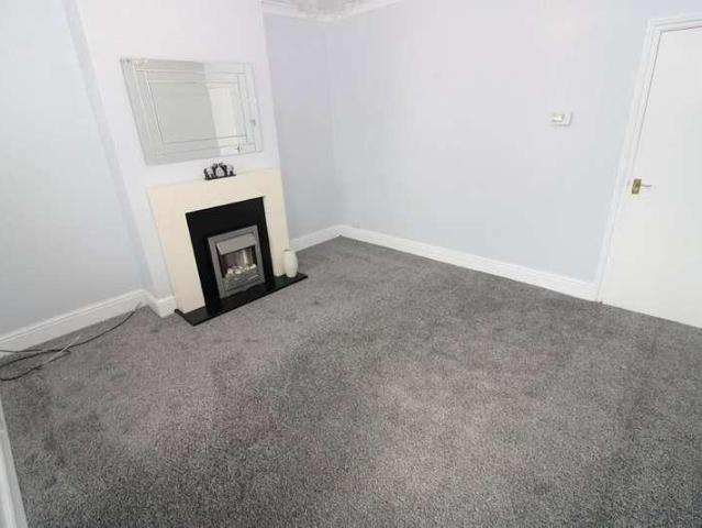 House for sale in Pogmoor, South Yorkshire