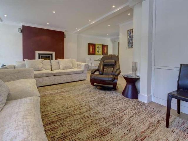 House for sale in North End, Greater London