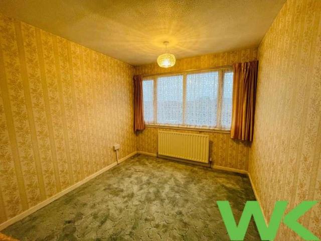 House for sale in Balls Hill, Hill Top