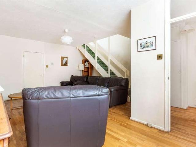 House for sale in Furzedown, Greater London