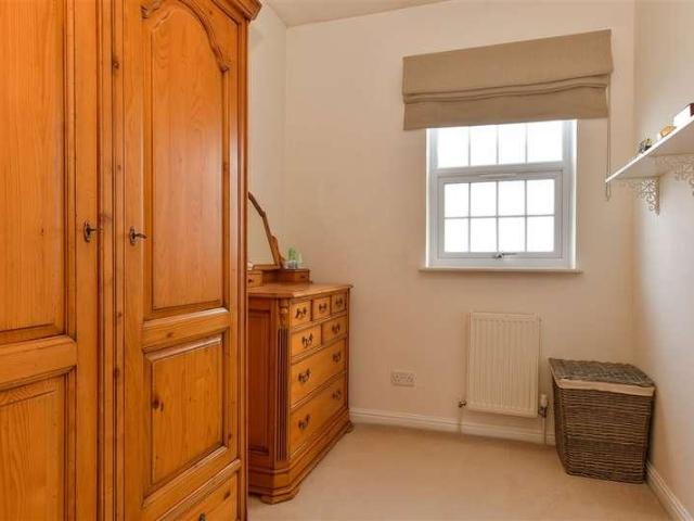 House for sale in Swanscombe and Greenhithe, Monks Orchard