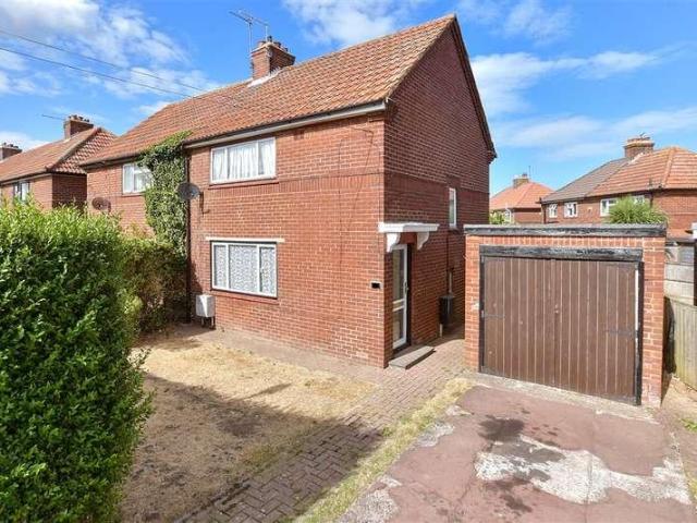 House for sale in Mill Hill, Ash