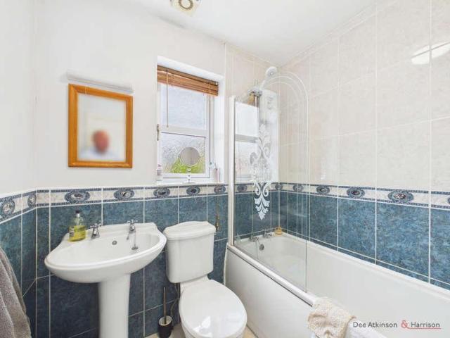 House for sale in Kingswood, Hull