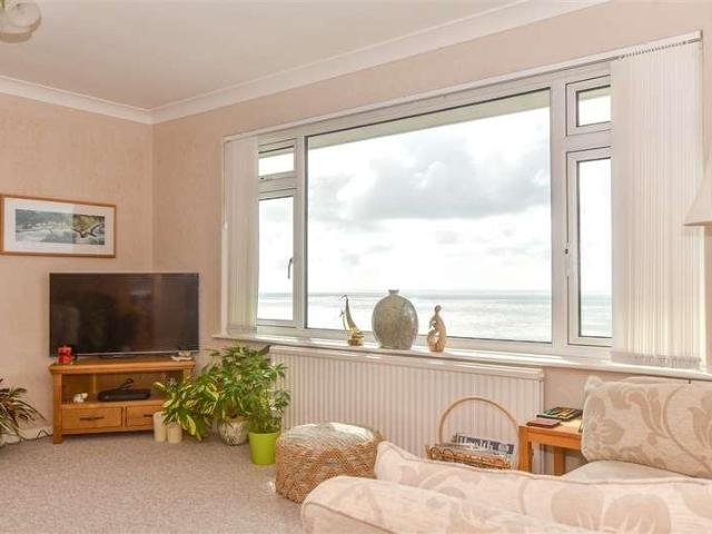 House for sale in Lowtherville, Ventnor