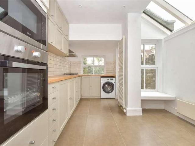 House for sale in St. Mildred's, The Bridge