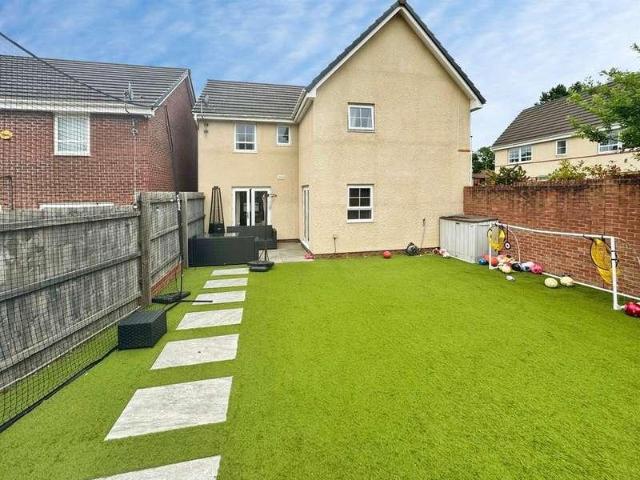 House for sale in Gorseinon, Wales
