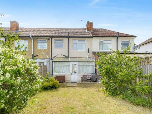 House for sale in Freezywater, Greater London