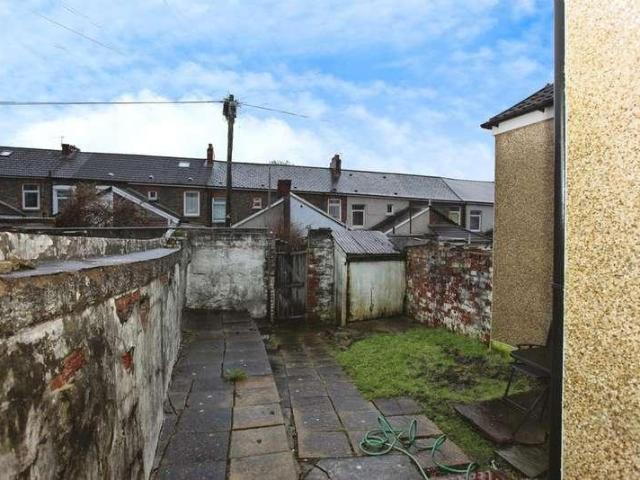 House for sale in Llanbradach, Wales
