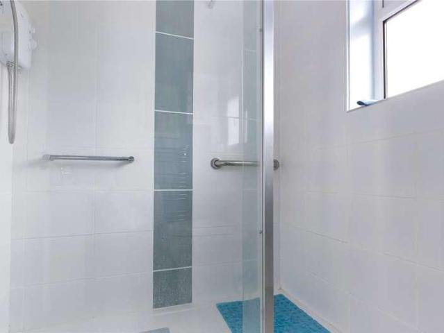 House for sale in Kentwood, Reading