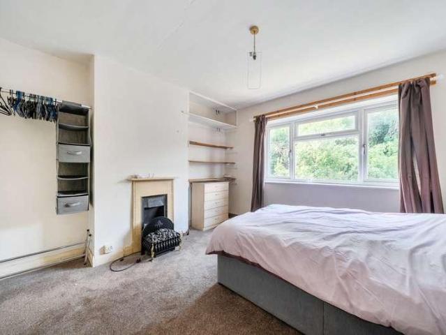 House for sale in Oriel Estate, Greater London