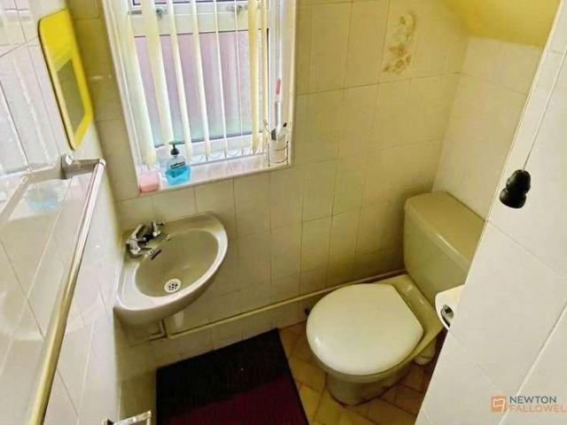 House for sale in Kirby Frith, Leicester