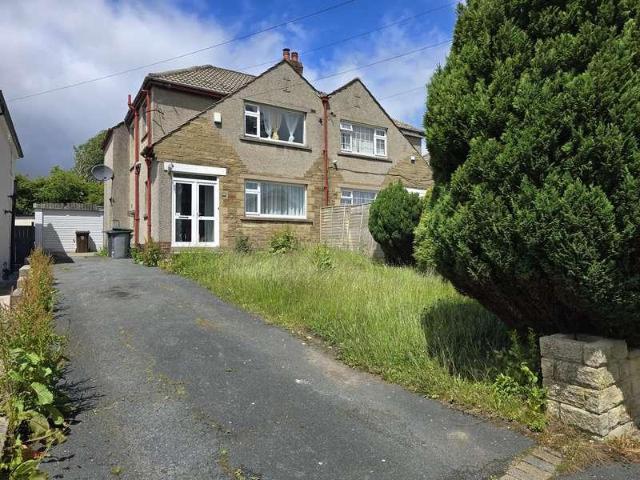 House for sale in Allerton, West Yorkshire