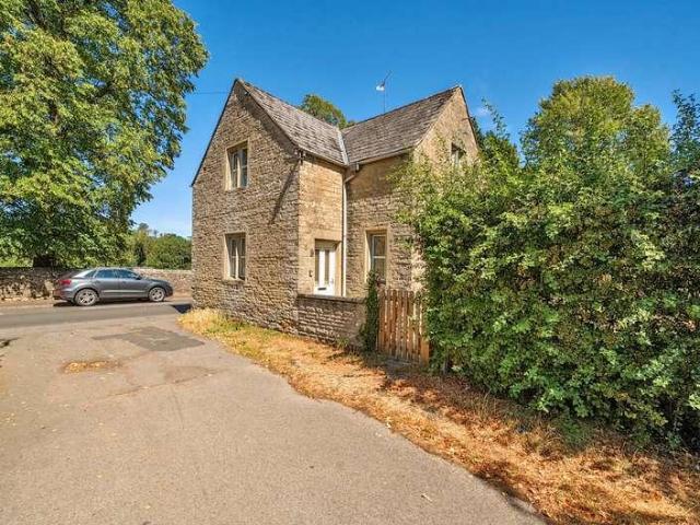 House for sale in Chesterton, Fossebridge