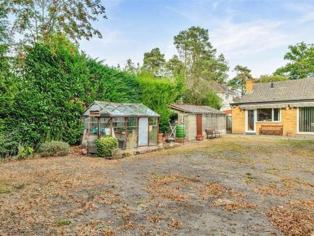 House for sale in Wokingham Without, Crowthorne