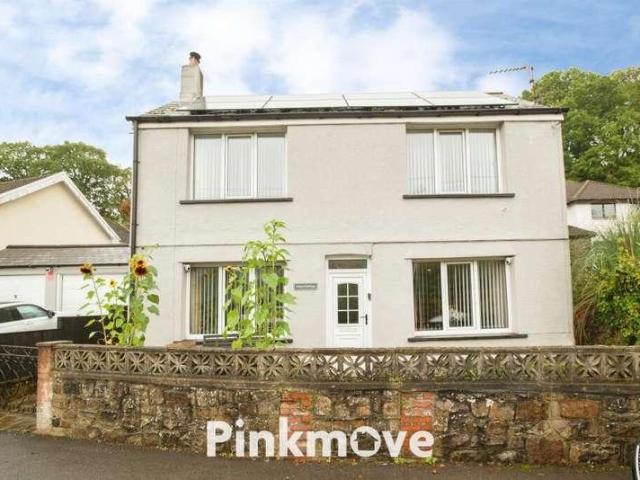 House for sale in Victoria Village, Abersychan