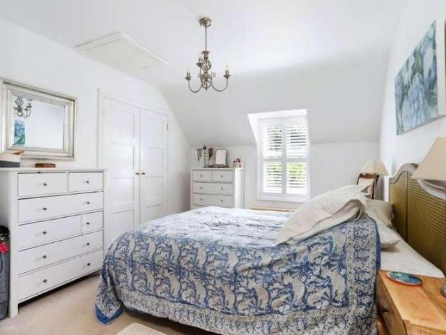 House for sale in Wrecclesham, Fole