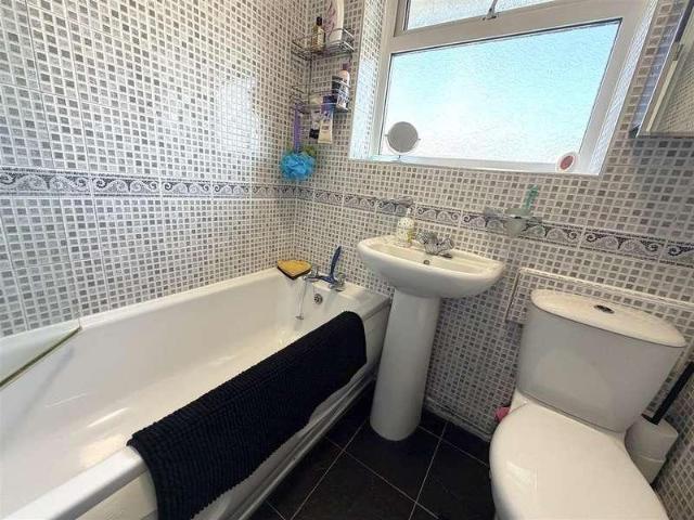 House for sale in Daisy Hill, Bolton